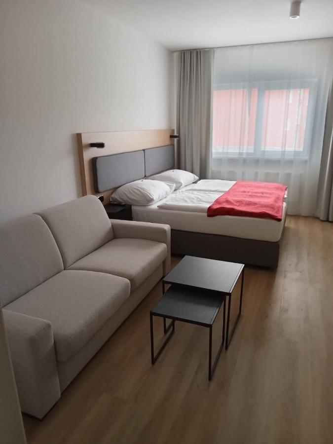 Hotel Kapitol موست المظهر الخارجي الصورة