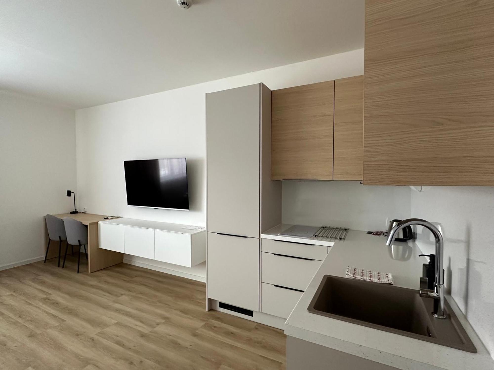 Hotel Kapitol موست المظهر الخارجي الصورة