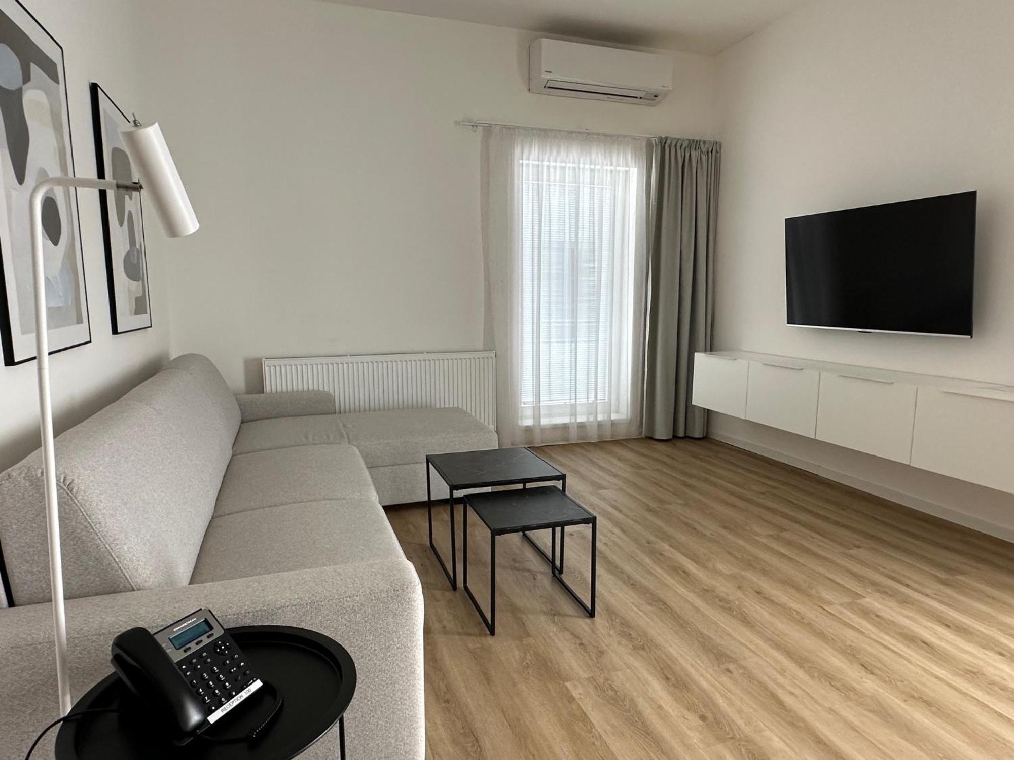 Hotel Kapitol موست المظهر الخارجي الصورة
