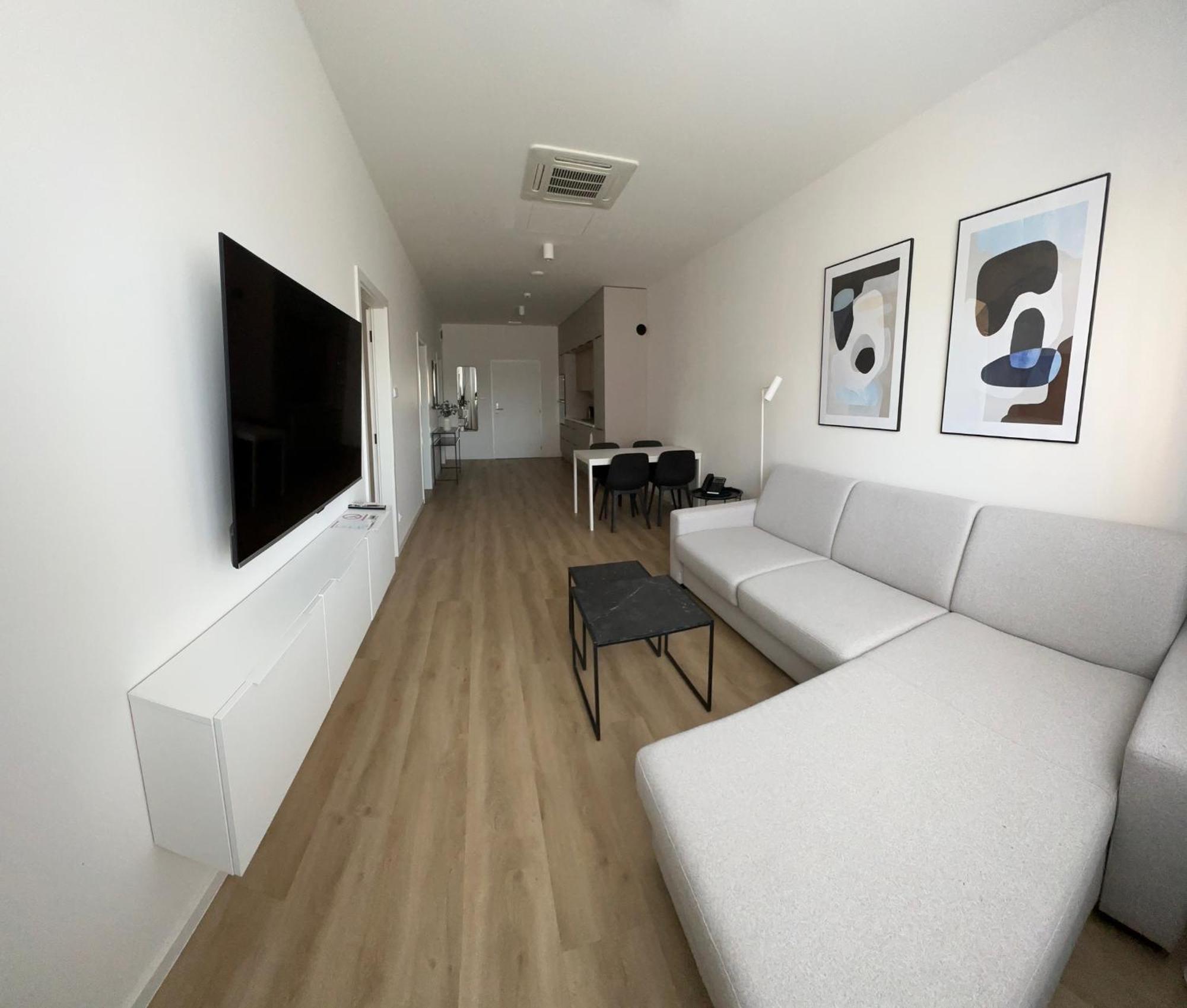 Hotel Kapitol موست المظهر الخارجي الصورة