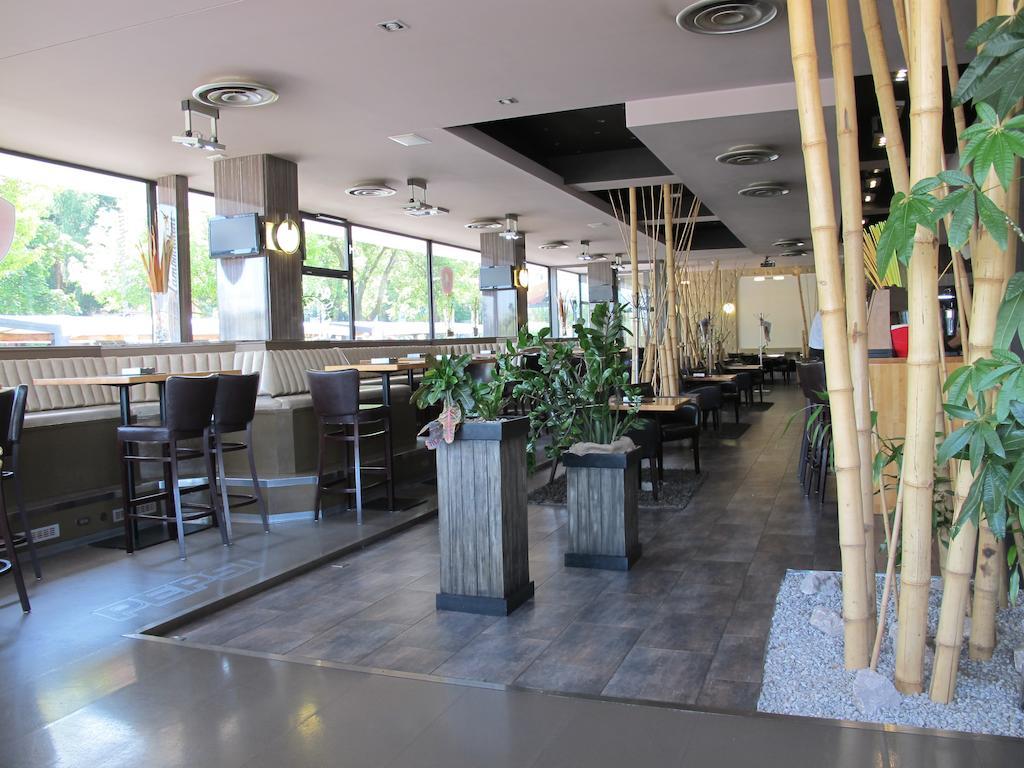 Hotel Kapitol موست المظهر الخارجي الصورة
